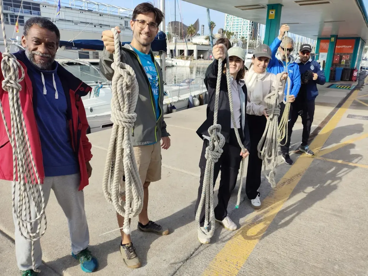A group of PER students in Port Garraf
